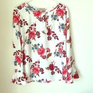 Loft floral blouse 👚 🌸
